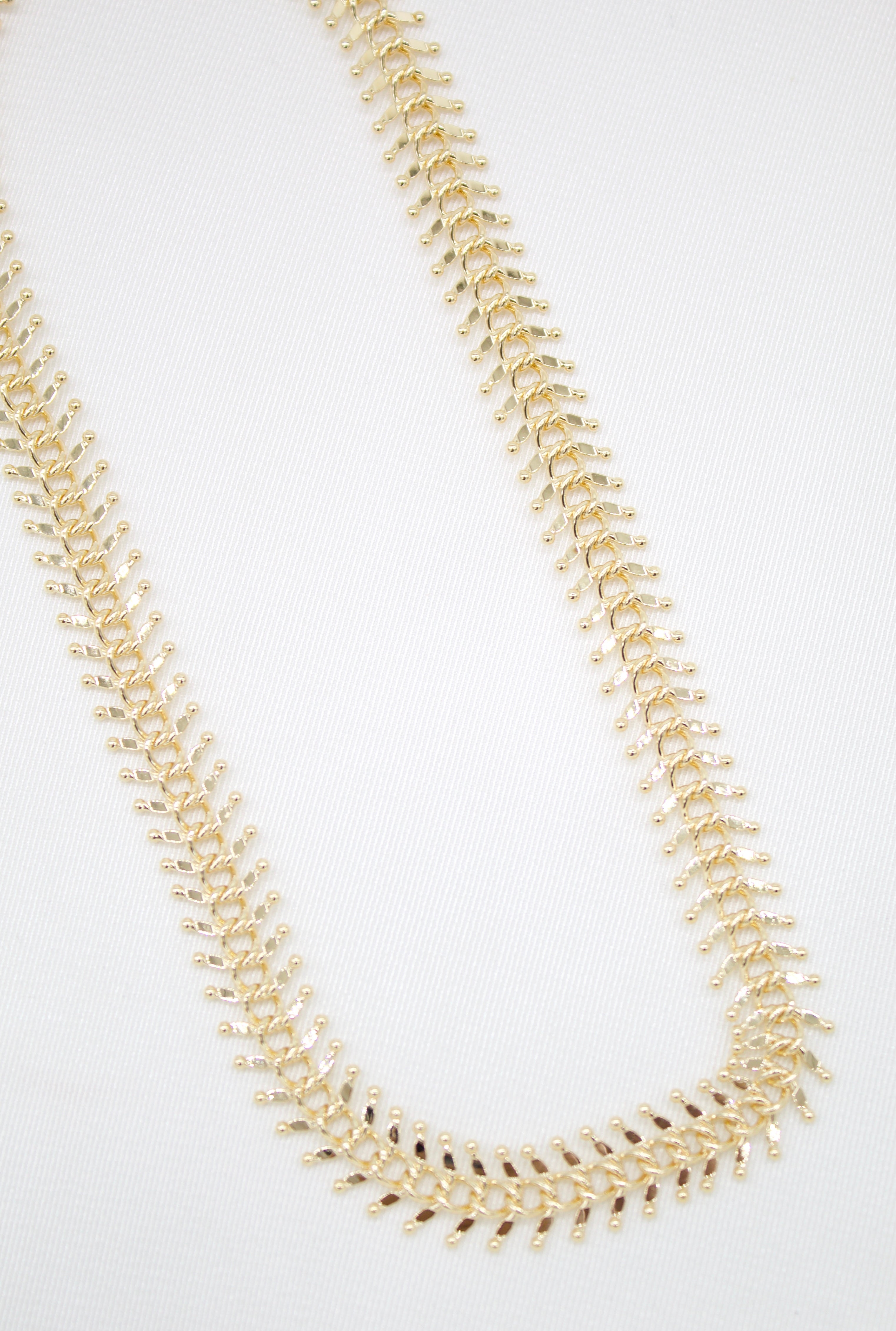 Designed Ball Spine Choker (F109)