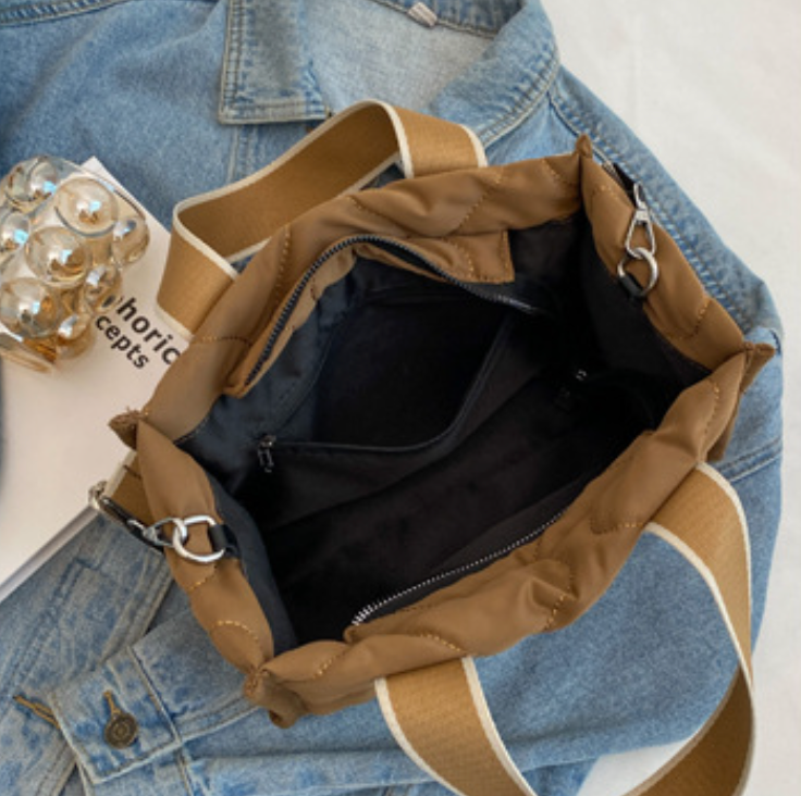 Melinda Quilted Shoulder Bag-3